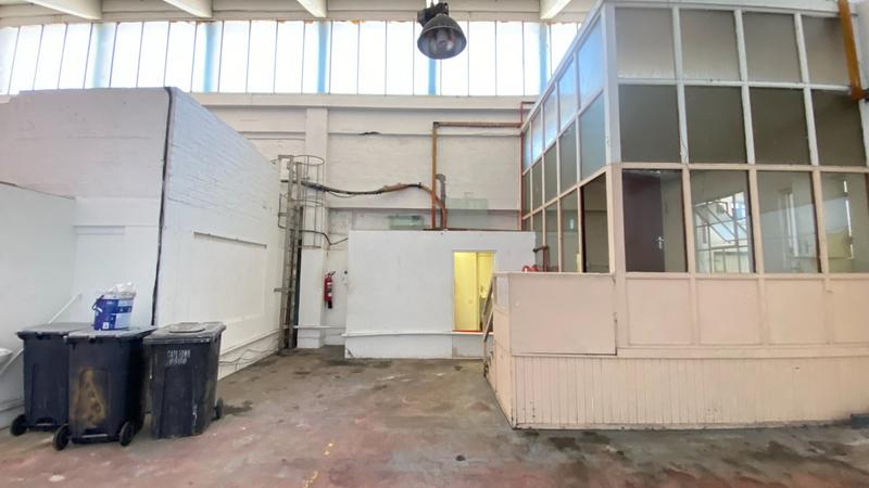To Let commercial Property for Rent in Maitland Western Cape